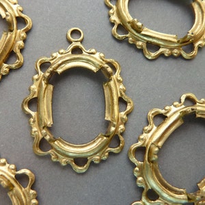 Oval Brass 14 x 10 mm - Filigree Victorian Pendant Setting