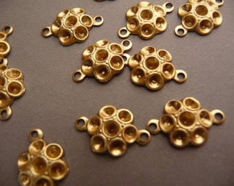 12 Rhinestone Flower Settings Charms Connectors - Raw Brass