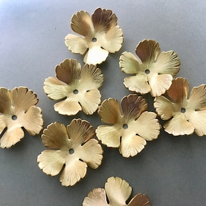 2 Brass Flower Stampings Base - Thick Brass (Small)