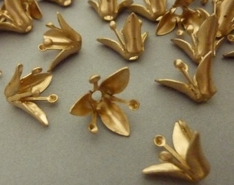 12 Flower Bead Caps or Settings in Brass with Rhinestone Settings