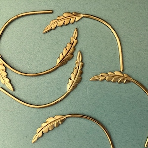 6 Brass Leaf Fern Findings