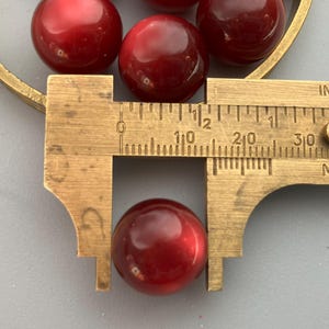 10 Vintage Moonglow Lucite Beads - Burgundy - No Hole 1950s - 15 mm