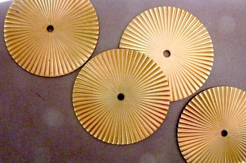 2 Large Brass Fluted Ridged Round Pendants Charms Medaillons Circles image 2