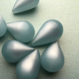 12 Vintage Moonglow Lucite Beads - Light Blue Teardrop 1950s 20 mm