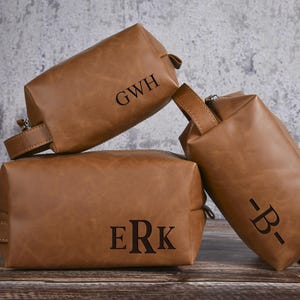 Personalisierte Leder Reisekulturtasche für Männer, Groomsmen Geschenke, große Rasier Dopp Kit, Kosmetiktasche Beutel, Badezimmer Toilettenartikel Organizer