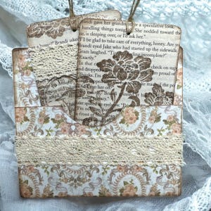 Diario de chatarra. Bolsillo con dos tarjetas. Material vintage auténtico. Efímera de estilo vintage.