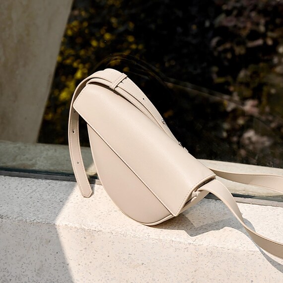 大西 MINIMAL LEATHER SHOULDER BAG 2926B Minimal Leather Shoulder Bag, Genuine Leather Crossbody Bag