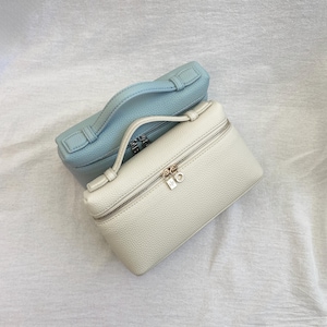 Pochettes en cuir, Sacs L19, Adorables sacs de soirée, Petit fourre-tout en cuir