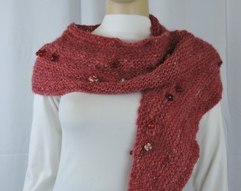 Red Beaded Collar Pattern Art Yarn