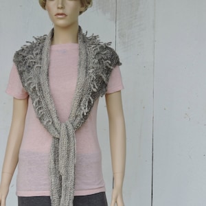 Lambs Tail Collar Pattern
