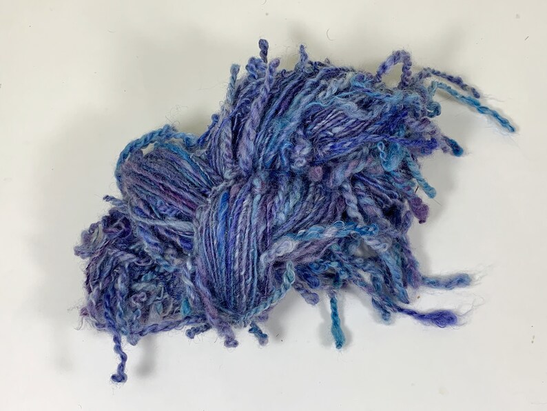 Hand Spun Art Yarn Lamb/'s Tail Blues Kid Mohair Merino 19-4-13