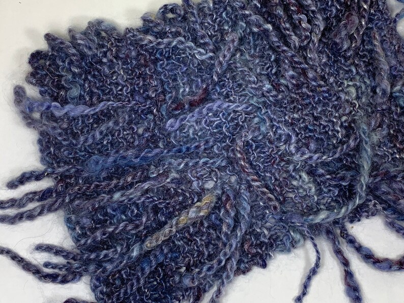 Hand Spun Art Yarn Lamb/'s Tail Blues Kid Mohair Merino 19-4-13