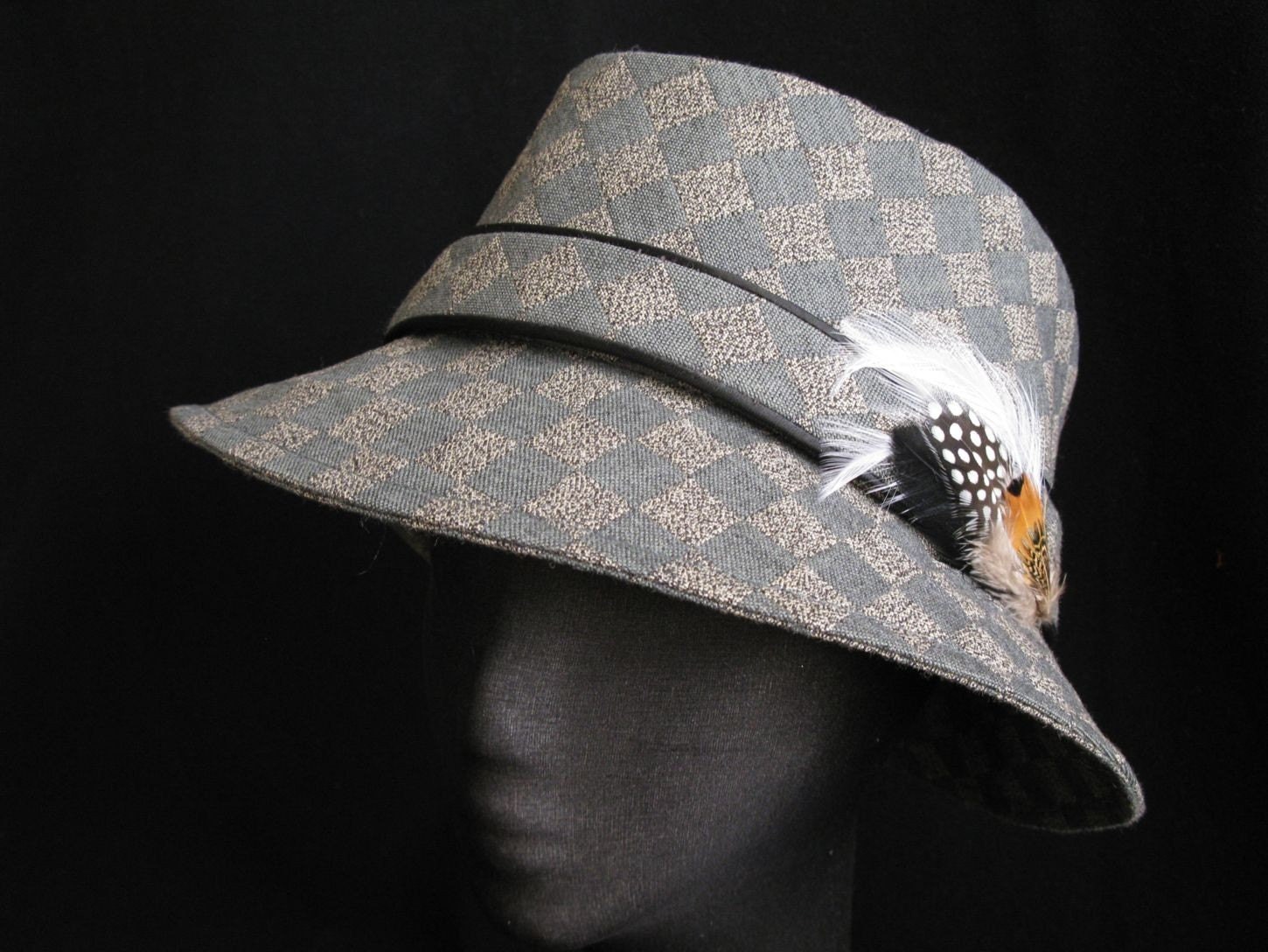 UNISEX AKUBRA Style Fabric Hat With 