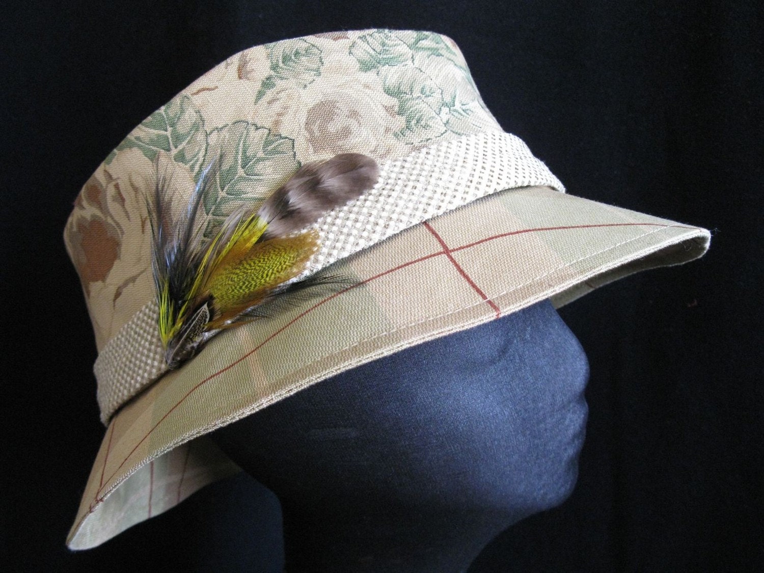 UNISEX AKUBRA Style Fabric Hat with Feathers
