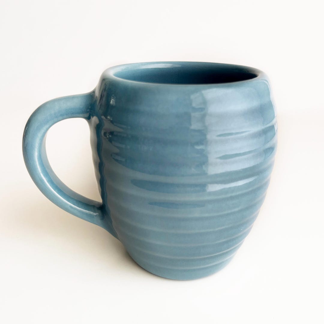 Beehive Coffee Mug Bauer 2000 Vintage Ceramic Retro Kitchenware 