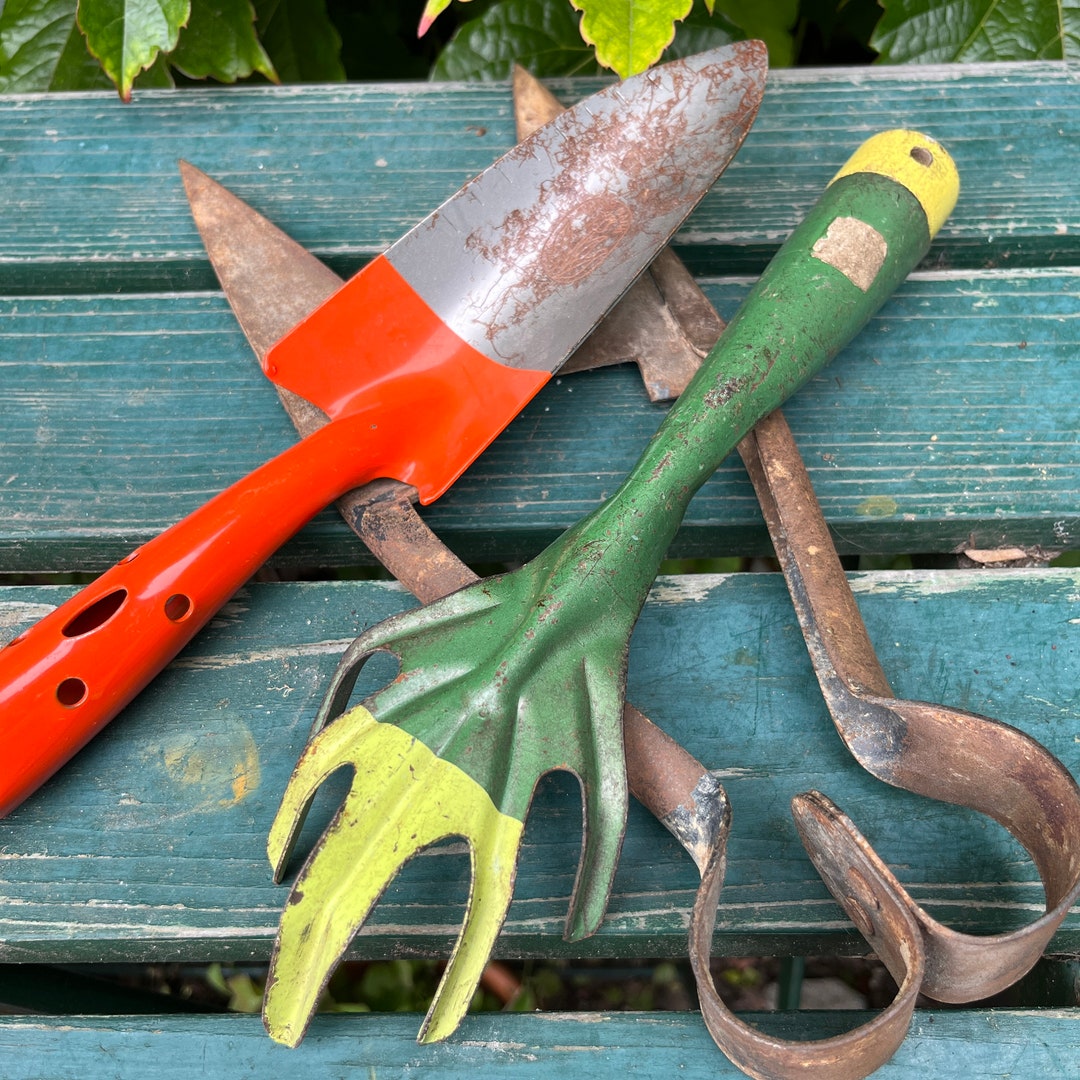 Set of 3 Vintage Garden Hand Tools. Garden Fork, Shovel Trowel, Topiary