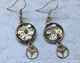 Watch Gears Steampunk Dangle Earrings, Silver Watchparts in Resin Earrings