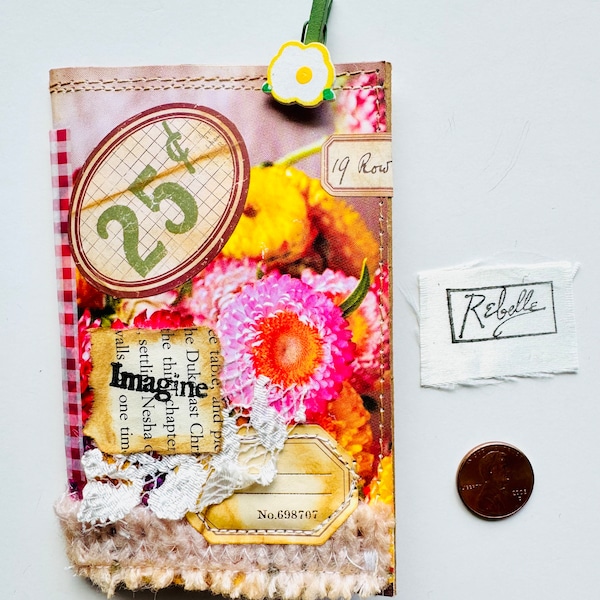 Mini Junk journal folder | 40 pages  flower cover  | Notebook | Carnet folder | happy mail, handmade originals, journal inserts, 3” * 4” 1/2