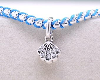 舞うバタフライチャームモバイル。925スターリングシルバーダングルイヤリング　並行輸入品