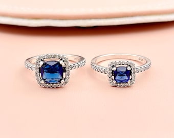 925 Sterling Silber Funkelnder quadratischer blauer Halo Statement Ring
