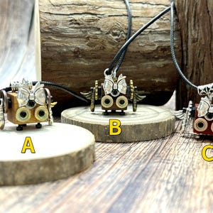 手作りスチームパンクロボット / キーホルダー / ネックレスロボット / キーデコレーション / ウィングロボット / パンクペンダント / パンクロボット / ファンタジーロボットペンダント / 木製ロボット
