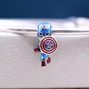 Ciondolo in argento sterling 925 The Avengers Captain America/adatto a braccialetti con ciondoli/gioiello fatto a mano per donne e ragazze, regalo/regalo di compleanno