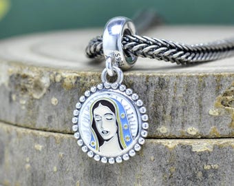 Dije colgante exclusivo de plata esterlina con temática de viaje de Guadalupe México, regalo para amigos.