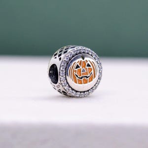 925 Sterling Silver Halloween Holiday Pumpkin Jack O Lantern Charm Bead /Gift for her / Charm for Bracelet and Necklace / Halloween Gift