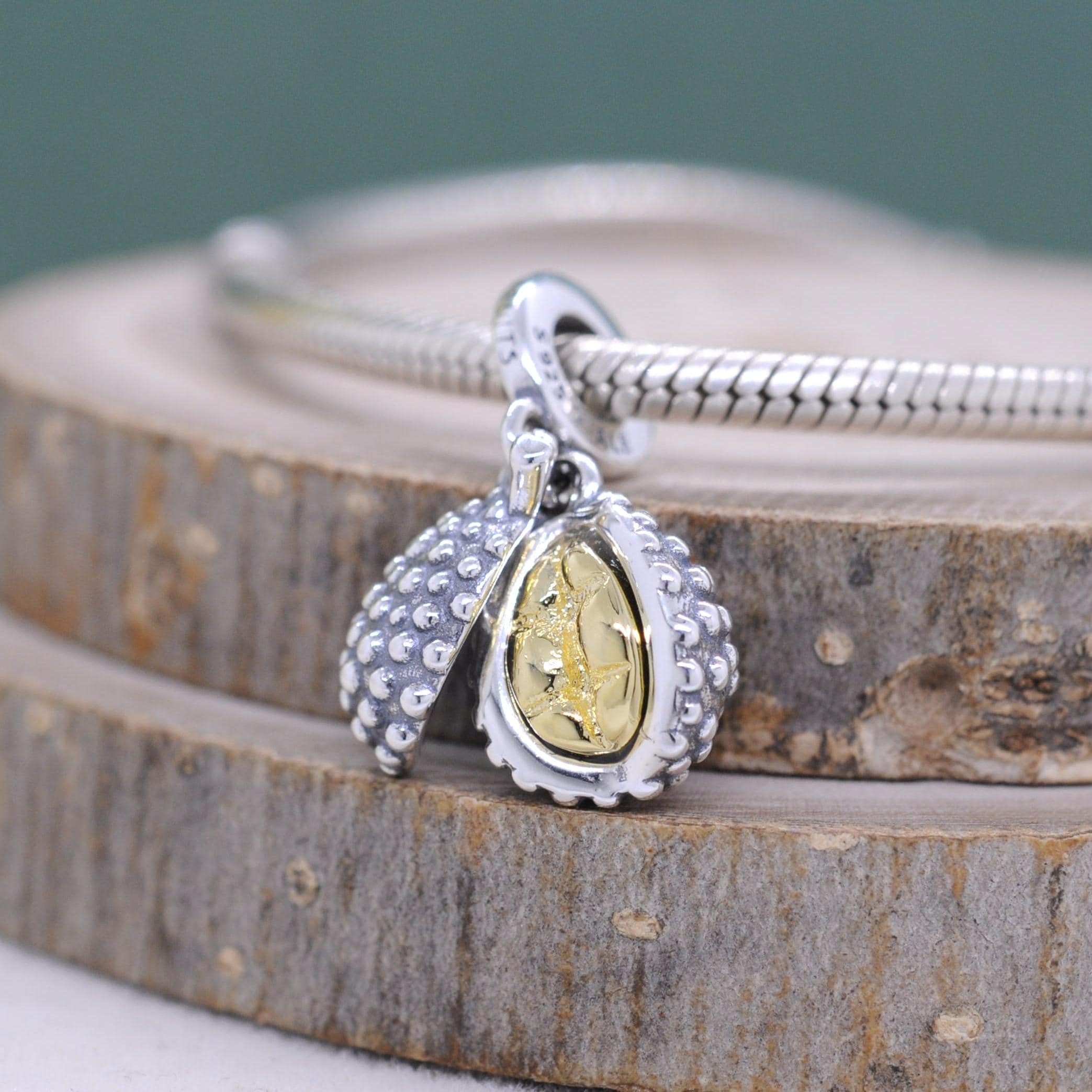 PANDORA シルバー　ブレスレット　チャーム　6個付　馬　りんご　プレゼント PANDORA シルバー ブレスレット チャーム 6個付 馬 りんご