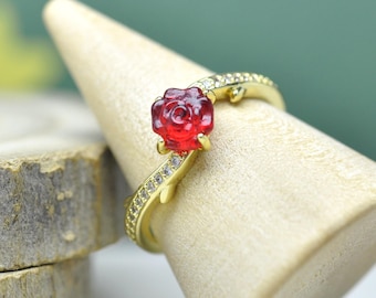 Anillo Rosa Encantada de La Bella y la Bestia bañado en oro de 14 quilates