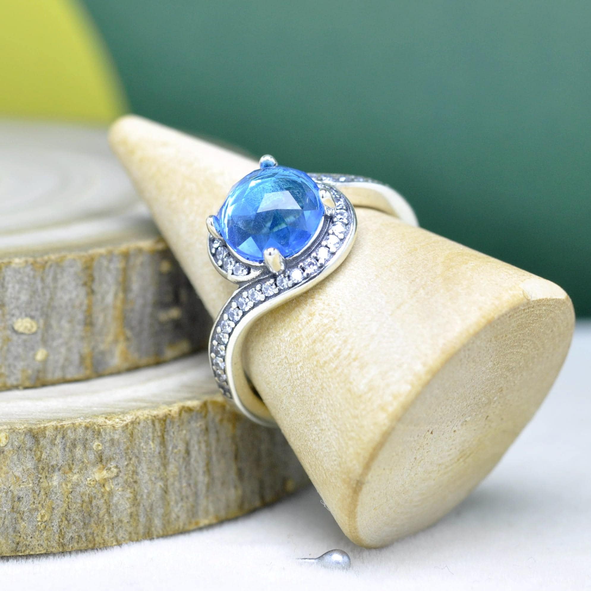 A buon mercato argento 925 e inserto di diamante in ossido di zirconio blu