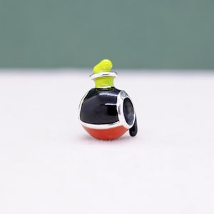 【Pandora】ディズニー グーフィー アイコン ビーズチャーム Disney Goofy Openwork Charm