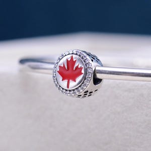925 Sterlingsilber Exclusiver Kanada Marquis Anhänger, klares CZ Ahornblatt / Geschenk für Sie / Anhänger für Armband und Halskette / Kettenanhänger