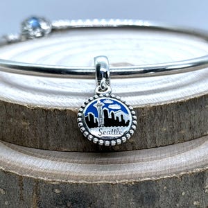 925 Sterling silver Exclusive Seattle Travel Dangle Charm For Charm Bracelet  / Gift for friends / Gift for her/ Travel Pendant Charm