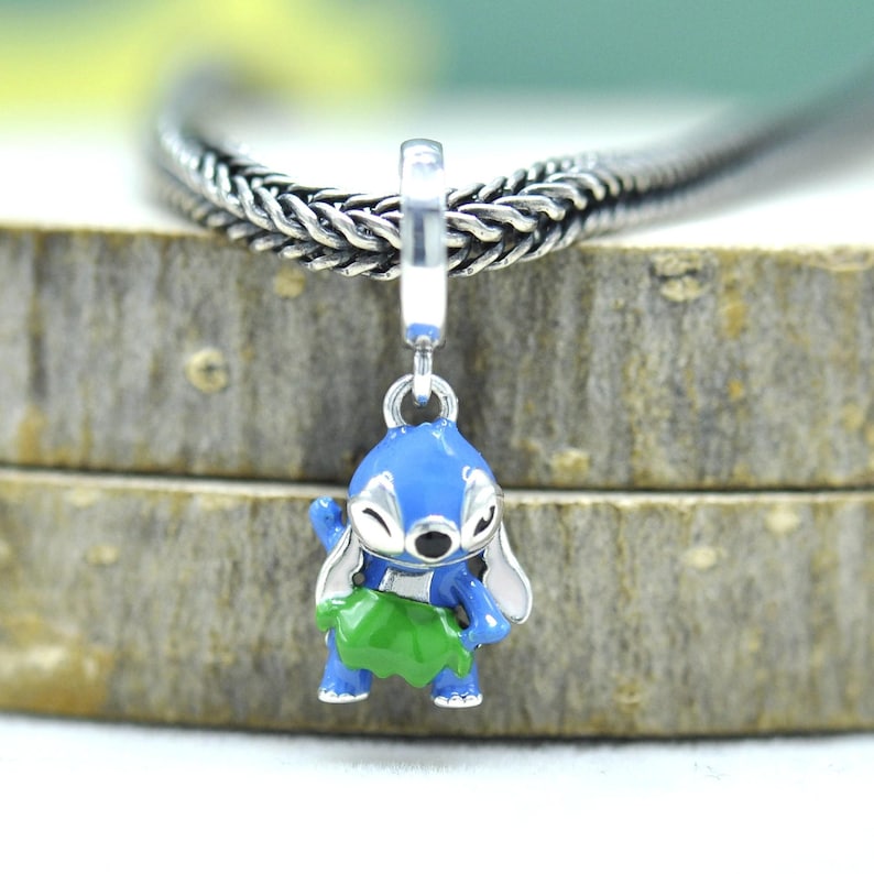Lilo Stitch Hula-berlock i sterlingsilver: Blått emaljhänge bild 1