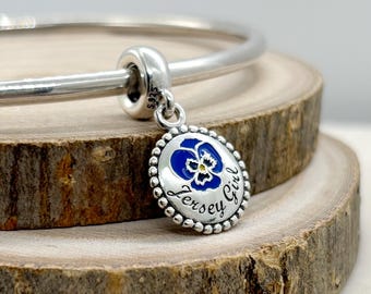 Sterling Silber Jersey Mädchen Charm: Violette Emaille Anhänger