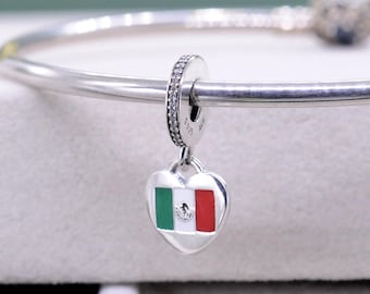 Dije de corazón con la bandera de México en plata de ley: colgante de viaje esmaltado
