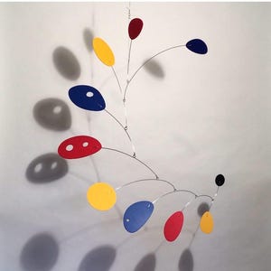 Art Mobile Mobius Médio 20"x20" Arte para berçário de bebê Cor personalizada Decoração para casa Escritório Escada
