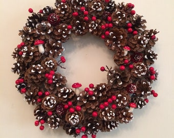 Year round handcrafted decorative wreaths