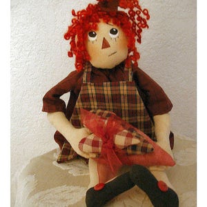 Primitive Raggedy Doll Pattern / Sewing Pattern / E Pattern / PDF Craft Pattern / Instant Download image 3