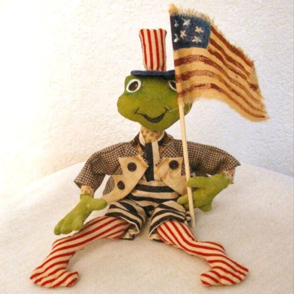 Uncle Sam Frog Sewing Pattern / July 4th Decoration / Primitive Sewing Pattern / PDF Pattern / Instant Download