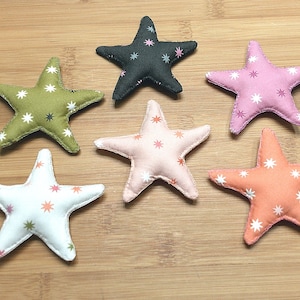 Halloween Stars: Set of 6 Farmhouse Bowl Fillers, Fall Ornaments, Handmade Wreath Attachments - Affordable Gift