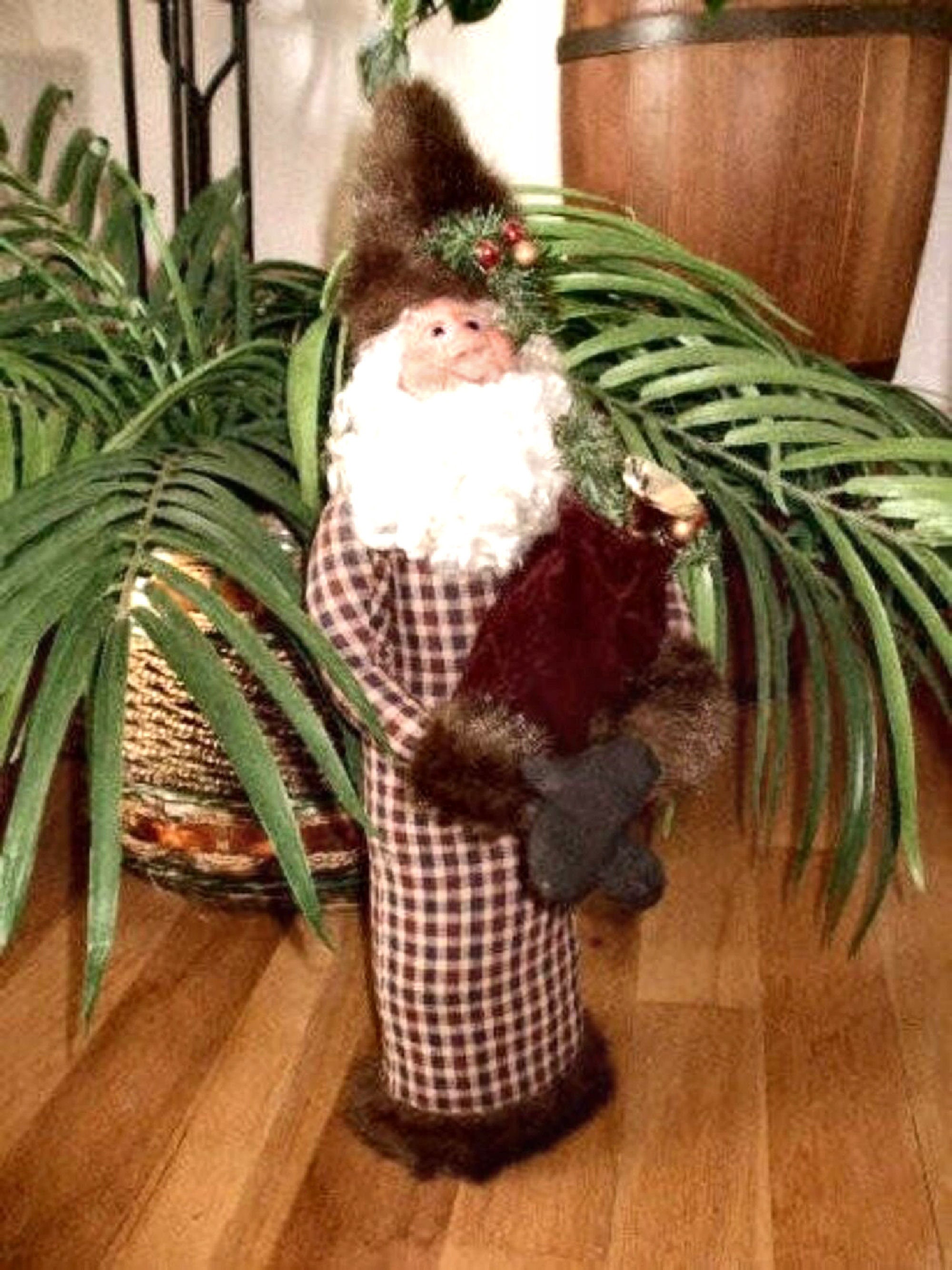 Rustic Santa Claus Sewing Pattern - Christmas DIY Stump Doll PDF Tutorial for Cozy Home Decor