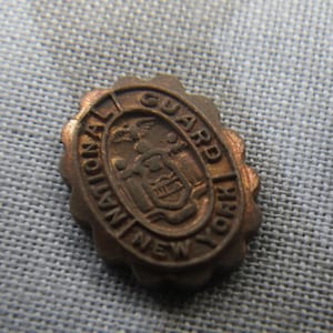 Clearance - New York National Guard Plaque Cast Brass Cabs 12x9mm 8 Pcs