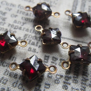 Garnet Red Rauten Rose Red 6mm Square Vintage Glass Connectors 6 Pcs