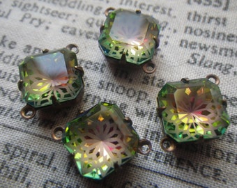 Vitrail Flower Etched Rhinestone 10mm Rounded Square Links 4 Pcs