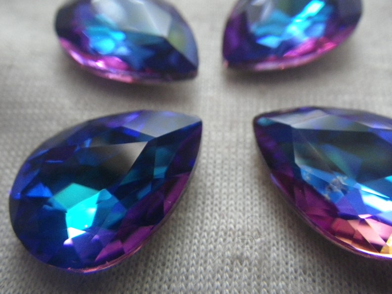 Bermuda Blue 18X13mm Pear Glass Gems Foiled 4 Pcs