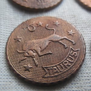 Clearance - Taurus Vintage Cast Brass Medallion 19mm 4 Pcs