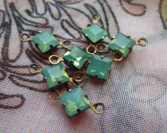 Green Opal 6mm Square Glass Connectors 6 Pcs