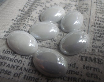 Snow White Luster 18x13mm Oval Glass Cabochons 6 Pcs